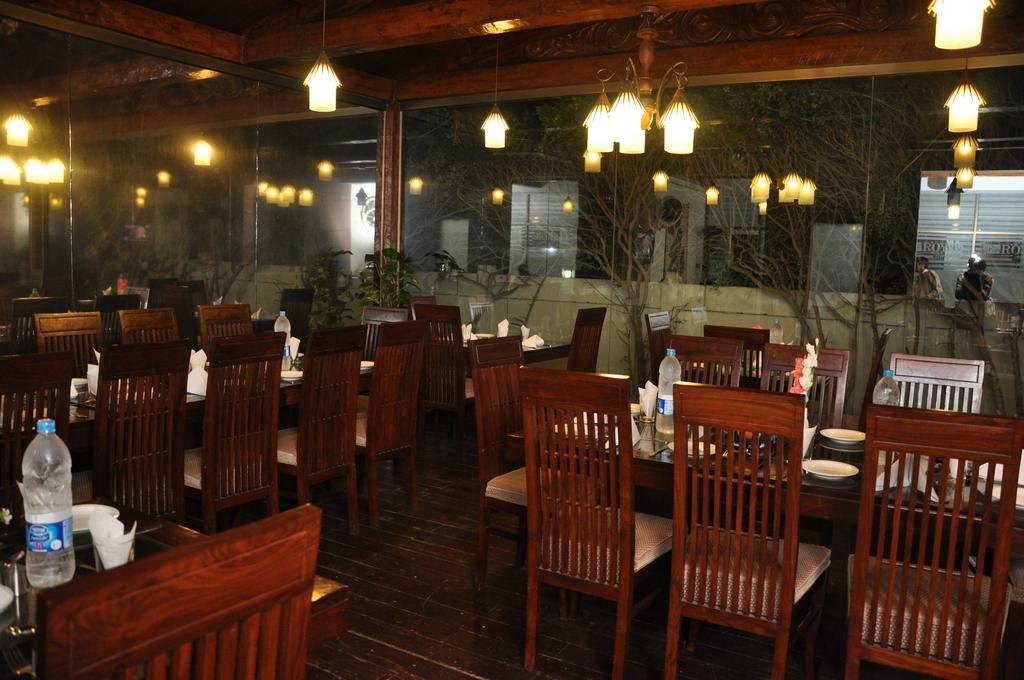 皇家优雅酒店 拉合尔 外观 照片